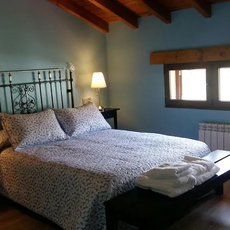Apartamento Turistico Casas De Manuel La Pola de Gordon Exterior photo